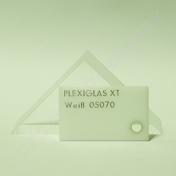 Фото оргстекло листовое "plexiglas xt" 2050/3050/ 5 белое 05070 из каталога интернет-магазина Оргстекло-Маркет